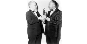 Rabbi Abraham Heschel presenting Judaism and World Peace award to Dr. Martin Luther King, Jr. (Photo courtesy Library of Congress)